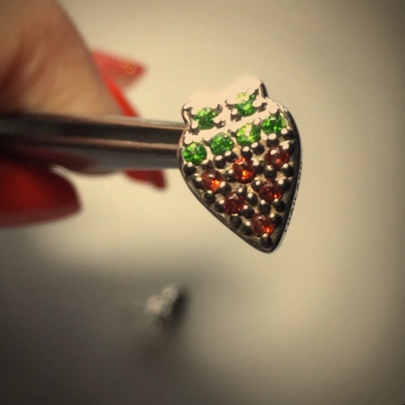 CHOCOLATE STRAWBERRIES 🍓GEMSTONES & CHOCOLATE   SAVE FOR CHRISTMAS 🎄🦌🎄 - Picture 6 of 12